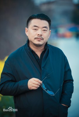Леон Чжао